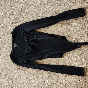 Black long sleeve extra small women's polyster body swith ruffled front